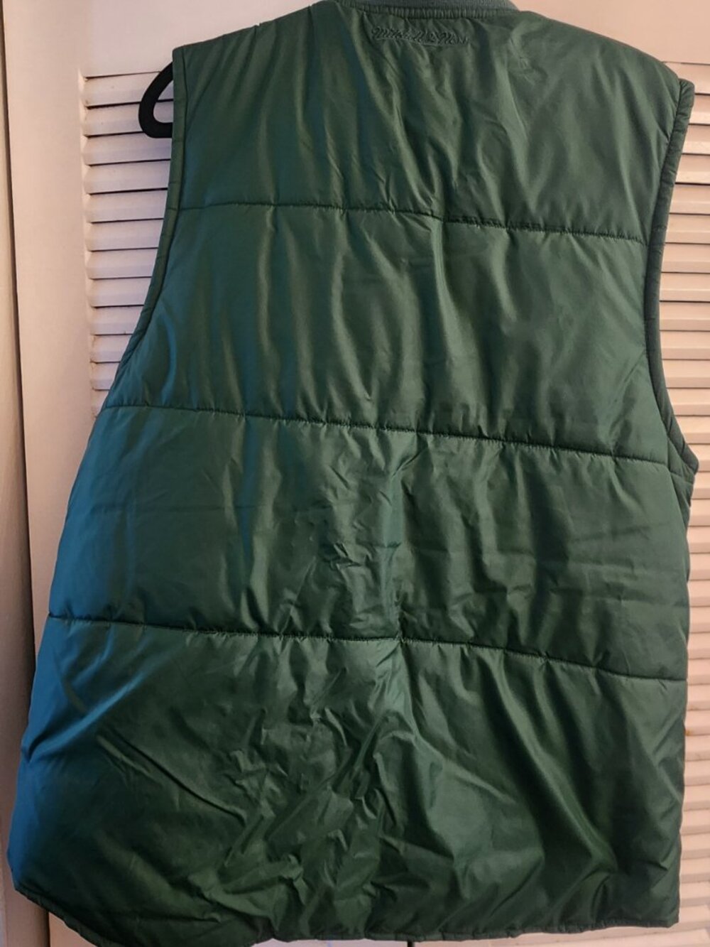 Mitchell & Ness Miami Hurricanes Padded Puffer Vest L Snap Up Bomber Green - Picture 4 of 5